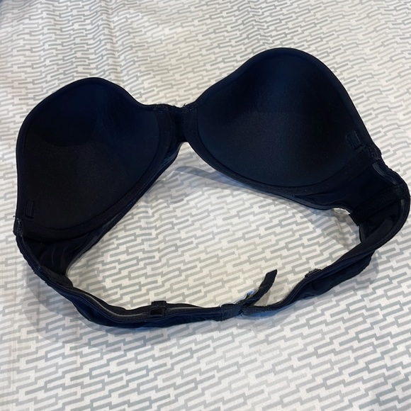 Calvin Klein black bra strapless push up silicone hold 34b - Picture 2 of 8